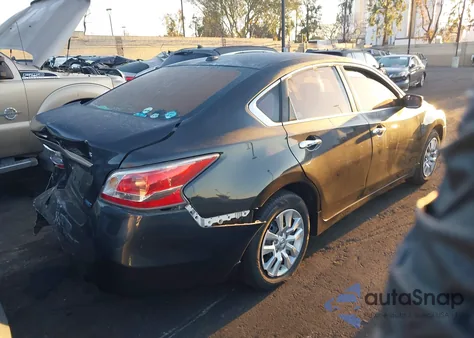 2014 Nissan Altima 2.5 S z USA, uszkodzony, nr VIN 1N4AL3AP5EN368599